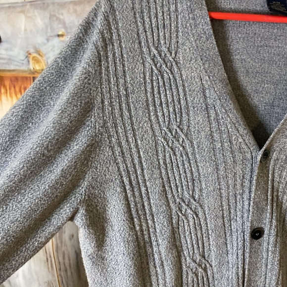 Dockers Button Down Cardigan - Picture 3 of 3
